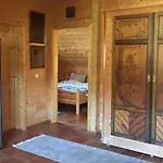 شاليه Luxus Direkt An Der Piste Und Direkt Am Falkertsee Panorama Bergblick 11 Gaeste *